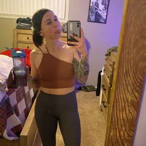 Meet your Posher, Courtney